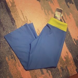 Brand new nike Capri workout pants